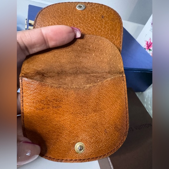 Louis Vuitton Vintage Coin Holder w/ Box - Picture 3 of 15